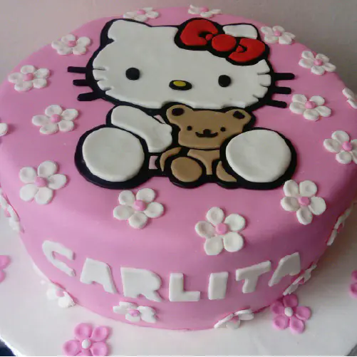 Pastel personalizado de Hello Kitty en Quito hecho por DiPastel